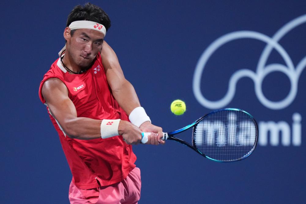 国际米兰三后卫体系稳固